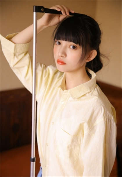 媚色倾国宇文清岚-塞着上学不许拿_爱咖学院