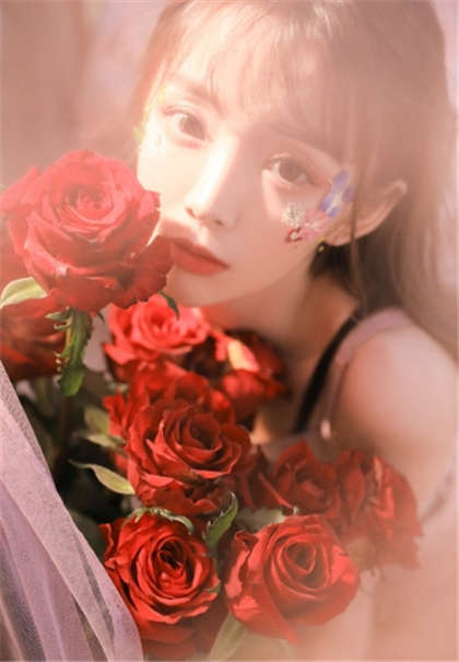 公男乱女1至925-房间里动静好大_爱咖学院