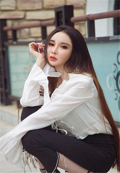 乡下我与大屁股村妇-宝贝儿就一次好不好_爱咖学院