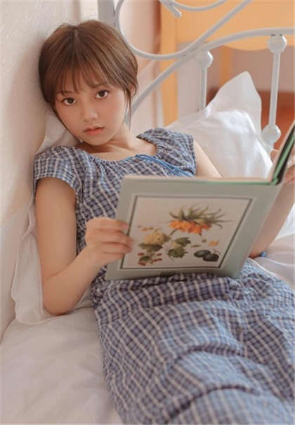 性爱故事-跪下把腿张开惩罚_爱咖学院