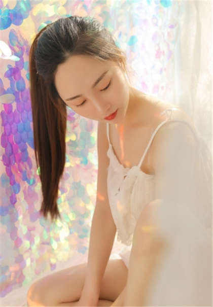 小黄短篇-上课把校花摸出水_爱咖学院