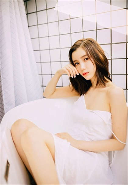 爱爱耽美小说-让女同桌帮我给我口_爱咖学院