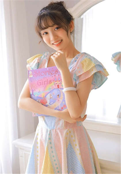 老师与学生污小说-地铁火车上h短文_爱咖学院