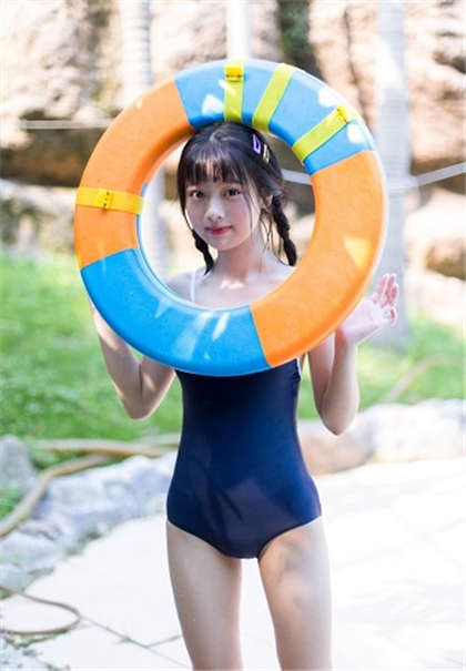 3千小黄文-嗯皇上好多水湿爽快进来_爱咖学院