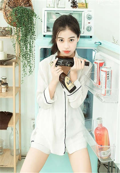 吃奶啃奶玩乳污文-刺激蹂躏H文_爱咖学院