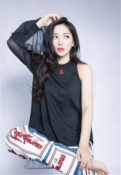 农村大肥腚小说-好深啊太快了啊h_爱咖学院