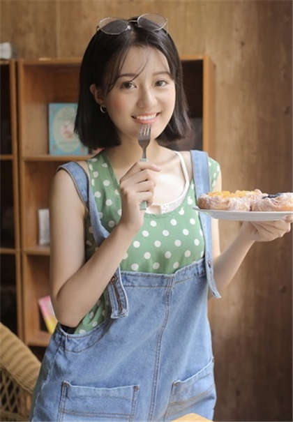 h文健身房吃奶-高中校园宠文有肉_爱咖学院