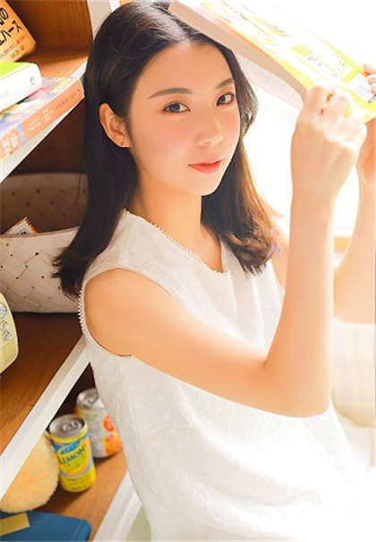 女主被暗卫肉高h-爱上肏弄小妖精的花穴_爱咖学院