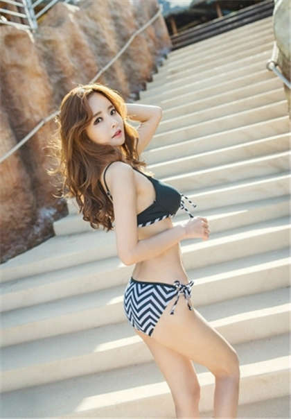 污到湿-b被老师舔了一夜_爱咖学院