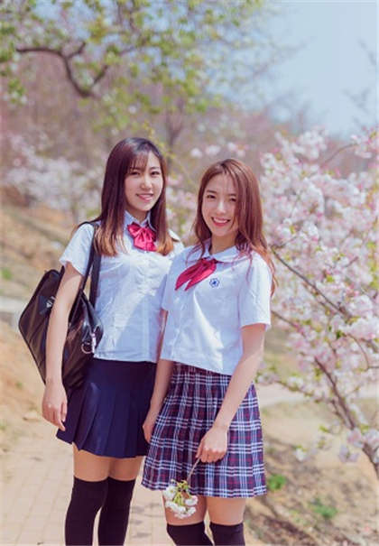 嗯嗯噢啊-宝贝乖换个姿势再来_爱咖学院