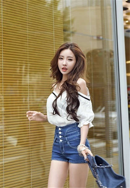 纯肉黄污短文片段-h文男女主在各种地方做_爱咖学院