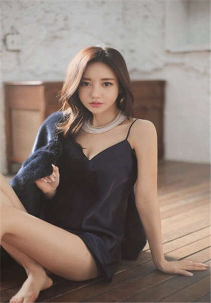 同桌把我强了-﻿两根粗大撞击花液_爱咖学院