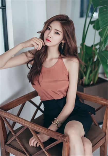 啊~好大好舒服-被老板在办公室吸奶_爱咖学院