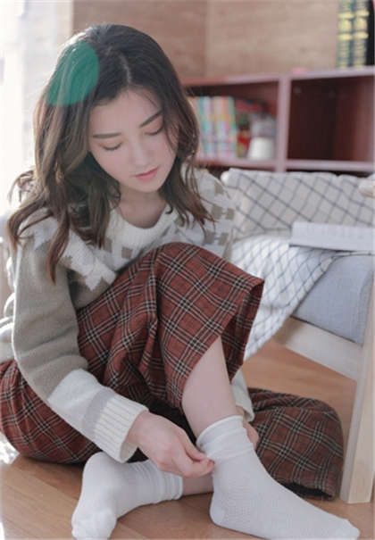 让人下面湿的短篇污文-水多肉多小黄文_爱咖学院