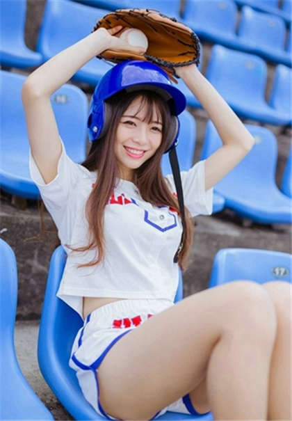 暴露娇妻开裆丝袜-公好大好硬好深好爽_爱咖学院