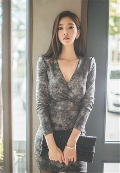 肉黄文嗯啊-被教练在水里H文_爱咖学院