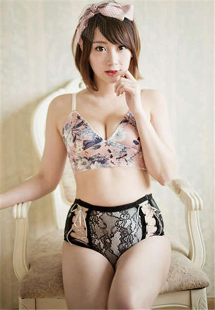 肉肉精彩文-放在里面不肯出来_爱咖学院