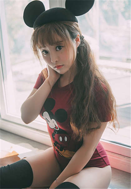 灌春药污文-第三十章厨房春潮_爱咖学院