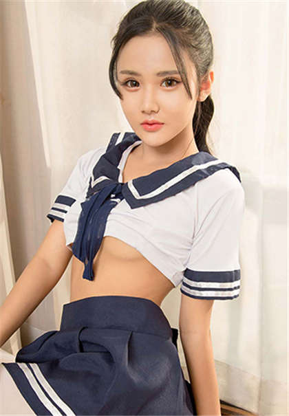 小说h文校园-而且中途透过衣服揉捏_爱咖学院