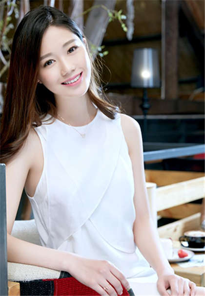 下面塞东西污文-被男友吸奶揉胸故事_爱咖学院