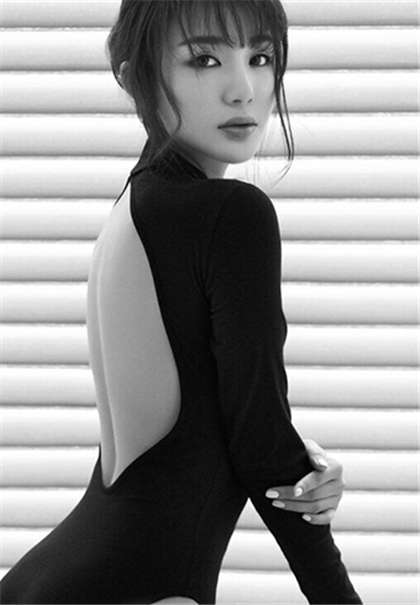 耽美污小说-我下面好湿好想要_爱咖学院