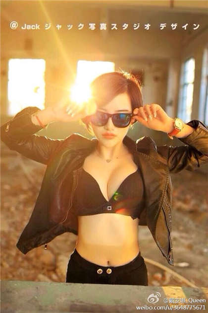 邻居代孕 灌肠 黄文 两男一女-弟弟埋头嫂子雪白双腿间_爱咖学院