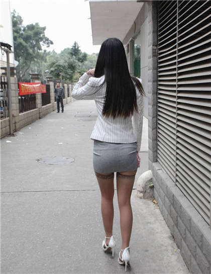 征服都市中年熟妇-污到你湿透的小黄文92秒大尺度_爱咖学院