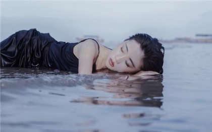 黄色小说按摩棒高潮-分享一次难忘的啪啪啪的经历_爱咖学院