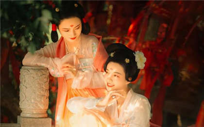 小黄文水下浴室-香艳刺激的小说片段_爱咖学院