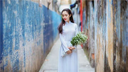 口述实力杨-女主胸很大男主一直摸_爱咖学院