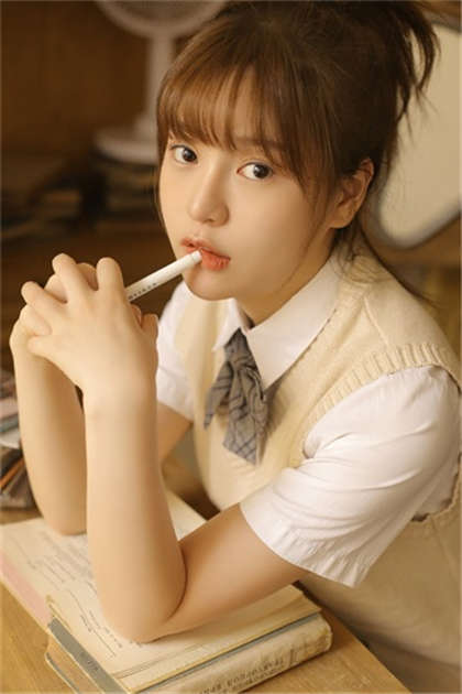 污到你湿 黄文-老婆和老头睡觉_爱咖学院