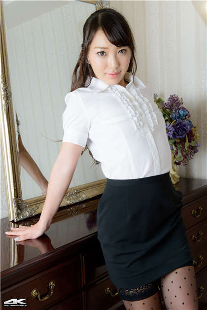 校园性小说-下面湿想爱爱小说_爱咖学院