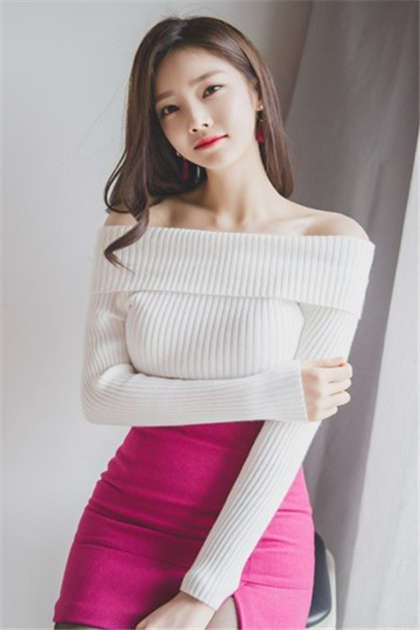 湿湿的小说-美女用手扒开自己下_爱咖学院