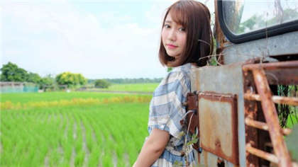 多肉小黄文-小妖精自己坐上来_爱咖学院