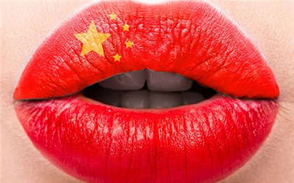 让女生湿的小黄文-蹭的我下面好多水_爱咖学院