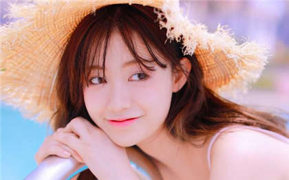 公交车上反被操-妻子小玲慰问敬老院_爱咖学院