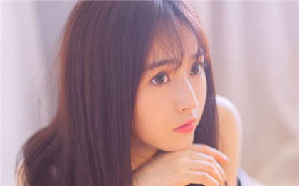 我被同桌摸得好爽黄文-好硬蹭的我下面_爱咖学院