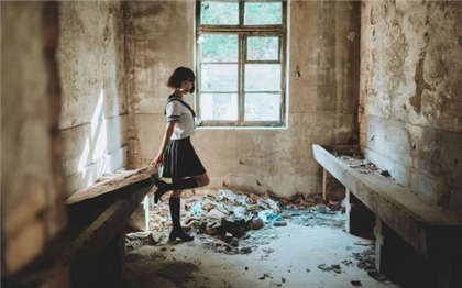 男女性交激烈的啊啊叫的小说-污到湿的文章片段_爱咖学院