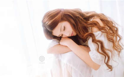 超污巨细污文-男的把j伸进女人下面_爱咖学院