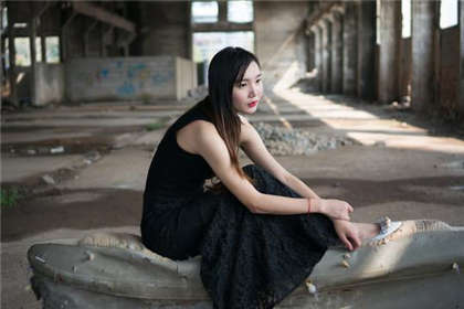 很有感觉的肉肉-公多车上被猛烈进出_爱咖学院