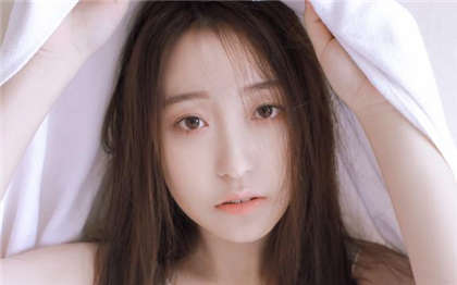 荡淫白领女-嗯嗯哼哼再深点好爽_爱咖学院