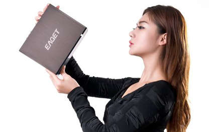 白天在电车上污片-公主被两个双胞胎师傅_爱咖学院