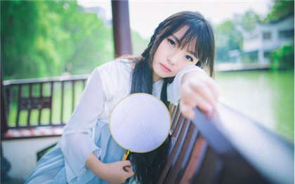 粗大挺进轮流小说-办公室被两个老外舔吃我bb_爱咖学院