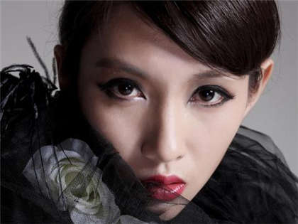 折磨校花的文章-《禽简劫约》_爱咖学院