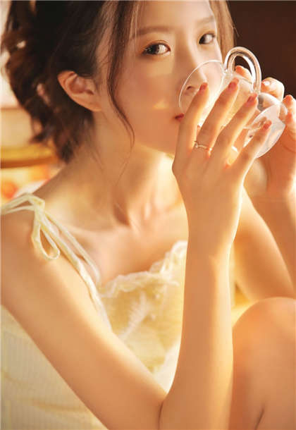 污到湿的小说在线阅读-好棒啊快一点好深哦小说阅读_爱咖学院