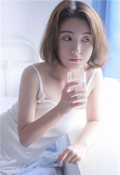 污到你湿的禁忌小说-他在我身下律动_爱咖学院