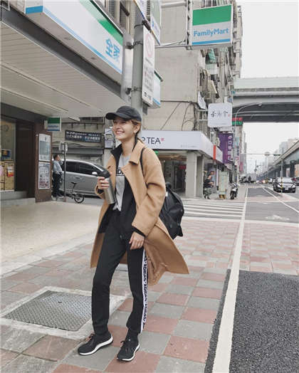 啊好疼别停快点好深-爸啊好大好长啊_爱咖学院