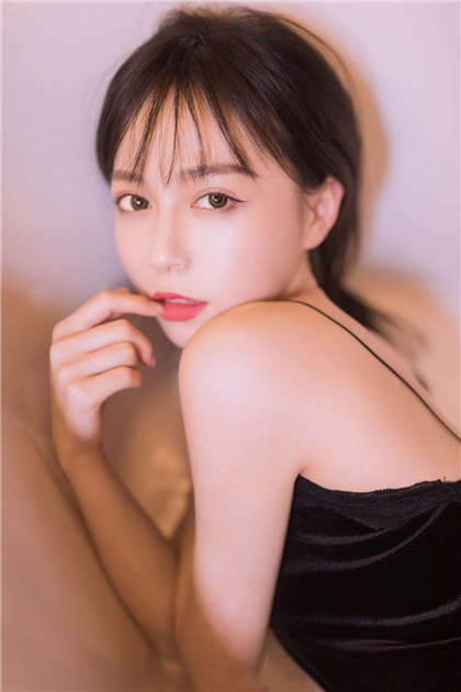 老师好黄好污-驾校教练在车里要我_爱咖学院