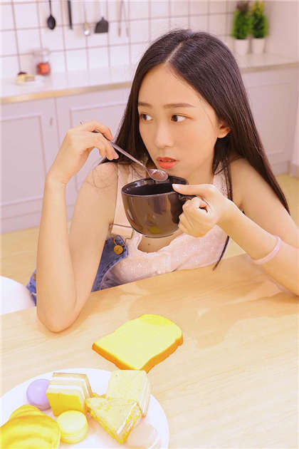 男生污污-青春之放纵张柔白娜大狼狗_爱咖学院