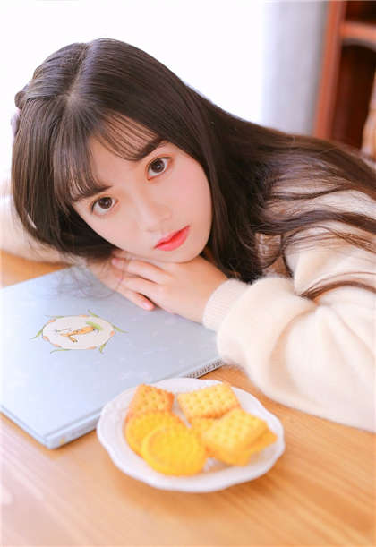 黄色小说细节描写-对准他腿间用力顶去_爱咖学院